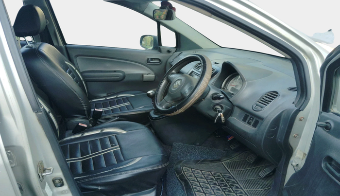 2011 Maruti Ritz LXI, Petrol, Manual, 1,00,000 km, interior