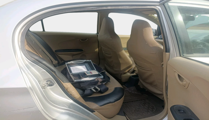 2015 Honda Amaze 1.2L I-VTEC S, Petrol, Manual, 27,996 km, interior