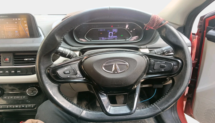 2022 Tata NEXON XZ PLUS SUNROOF PETROL DUAL TONE, Petrol, Manual, 1,01,190 km, interior