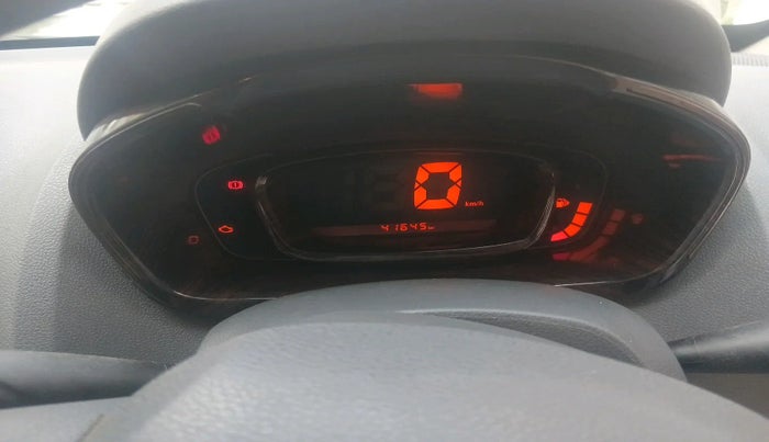 2016 Renault Kwid RXT 1.0, Petrol, Manual, 41,645 km, interior