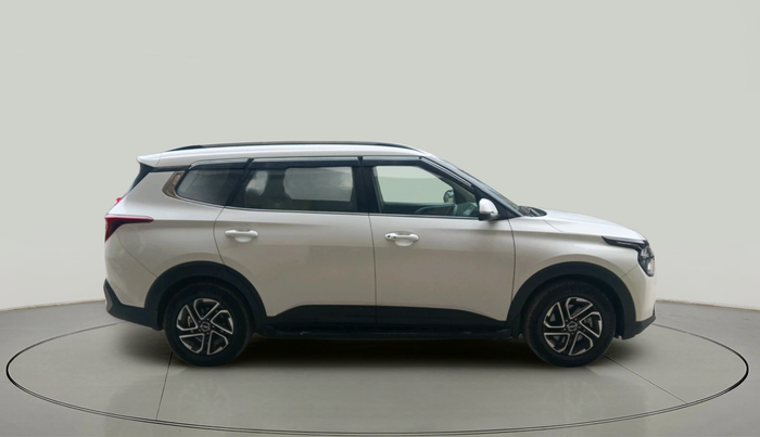 2022 KIA CARENS PRESTIGE PLUS 1.4 PETROL 7 STR, Petrol, Manual, 37,614 km, exterior