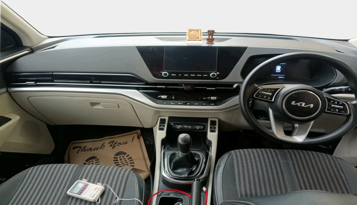 2022 KIA CARENS PRESTIGE PLUS 1.4 PETROL 7 STR, Petrol, Manual, 37,614 km, interior