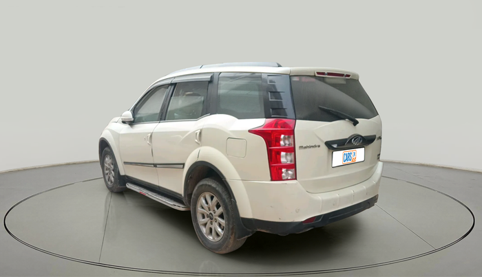 2016 Mahindra XUV500 W10 AT, Diesel, Automatic, 2,05,413 km, exterior