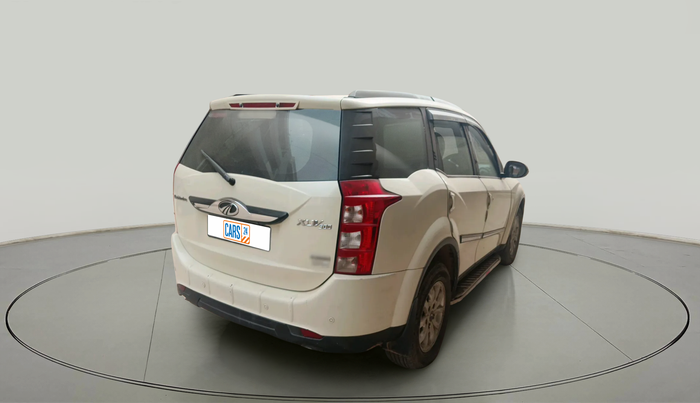 2016 Mahindra XUV500 W10 AT, Diesel, Automatic, 2,05,413 km, exterior