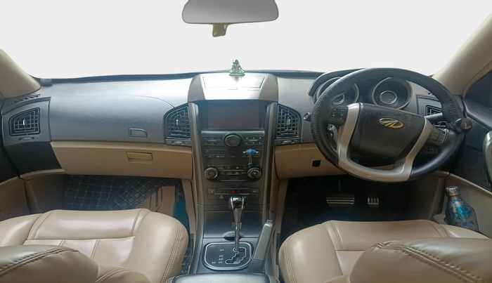 2016 Mahindra XUV500 W10 AT, Diesel, Automatic, 2,05,413 km, interior