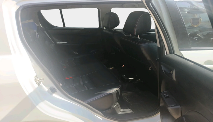 2016 Maruti Swift LXI (O), Petrol, Manual, 11,532 km, interior