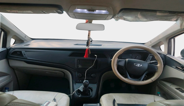 2019 Mahindra MARAZZO M2 8 STR, Diesel, Manual, 1,76,639 km, interior