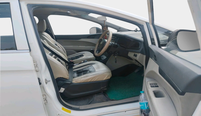 2019 Mahindra MARAZZO M2 8 STR, Diesel, Manual, 1,76,639 km, interior