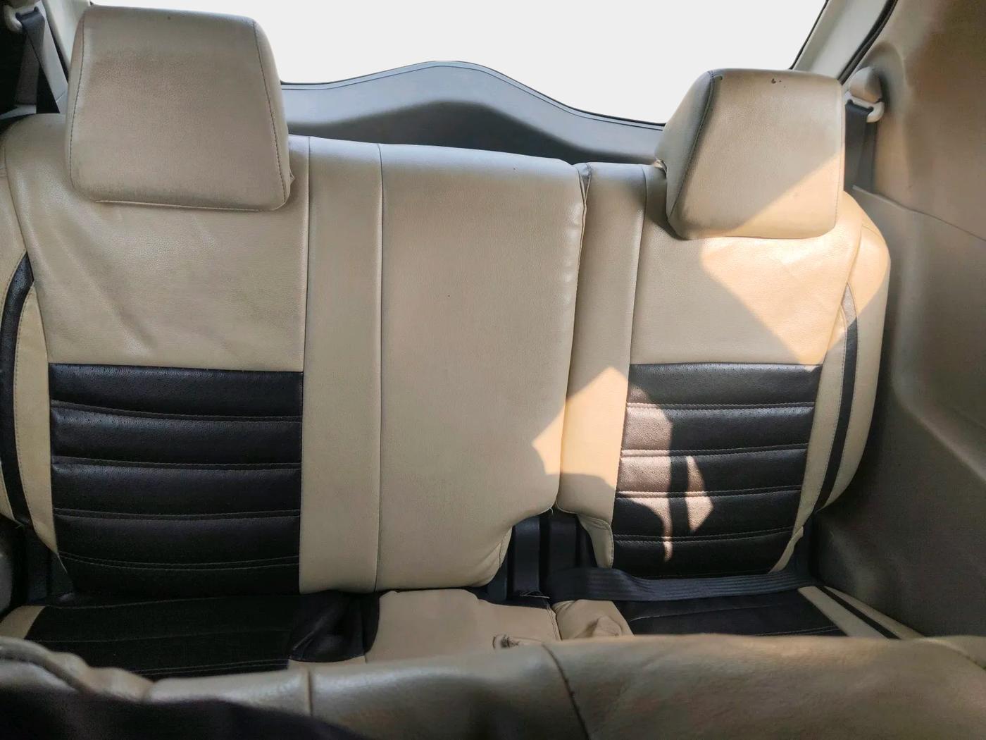 2019 Mahindra MARAZZO M2 8 STR, Diesel, Manual, 1,76,639 km, interior