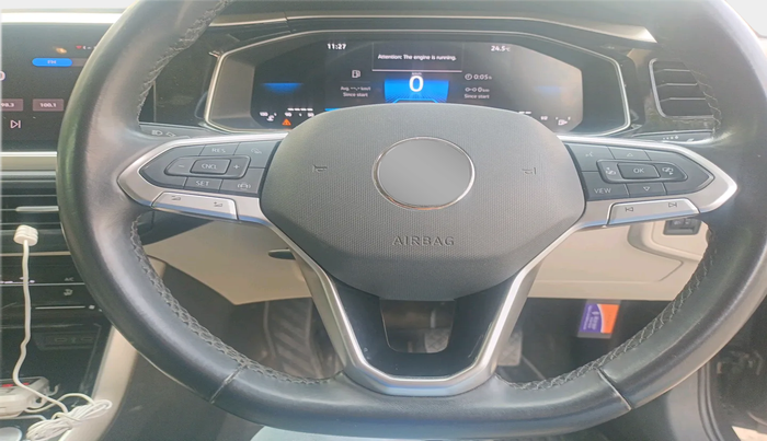 2024 Volkswagen VIRTUS Topline 1.0 TSI MT (Electric Seats), Petrol, Manual, 25,406 km, interior