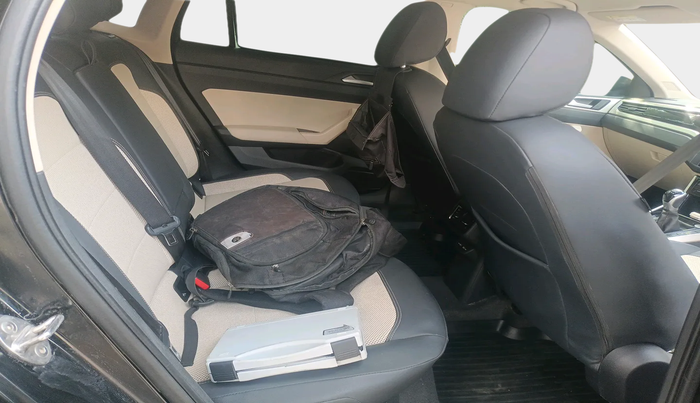 2024 Volkswagen VIRTUS Topline 1.0 TSI MT (Electric Seats), Petrol, Manual, 25,406 km, interior