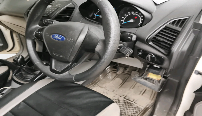 2017 Ford Ecosport TREND+ 1.5L DIESEL, Diesel, Manual, 1,15,619 km, interior