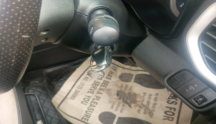 2020 Hyundai VENUE SX 1.0 TURBO IMT, Petrol, Manual, 50,045 km, interior