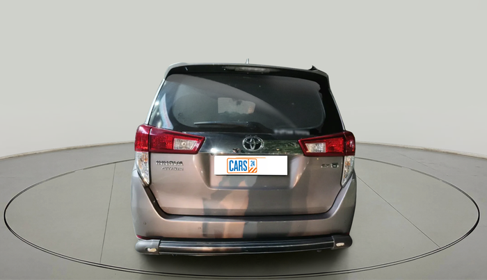 2022 Toyota Innova Crysta 2.7 GX AT 7 STR, Petrol, Automatic, 43,653 km, exterior