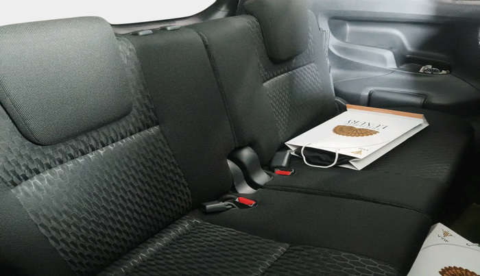 2022 Toyota Innova Crysta 2.7 GX AT 7 STR, Petrol, Automatic, 43,653 km, interior