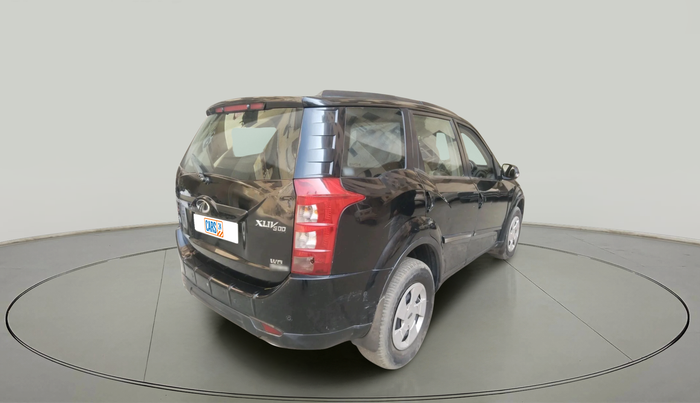 2016 Mahindra XUV500 W6 AT, Diesel, Automatic, 85,332 km, exterior
