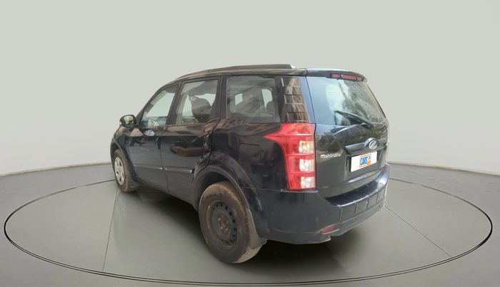 2016 Mahindra XUV500 W6 AT, Diesel, Automatic, 85,332 km, exterior