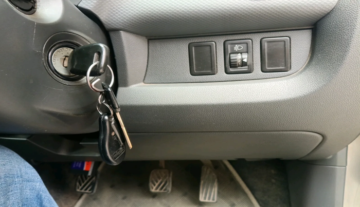 2011 Maruti Ritz LXI, Petrol, Manual, 80,984 km, interior