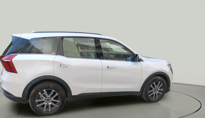 2025 Mahindra XUV700 AX 7 LUXURY P AT 7 STR, Petrol, Automatic, 109 km, exterior