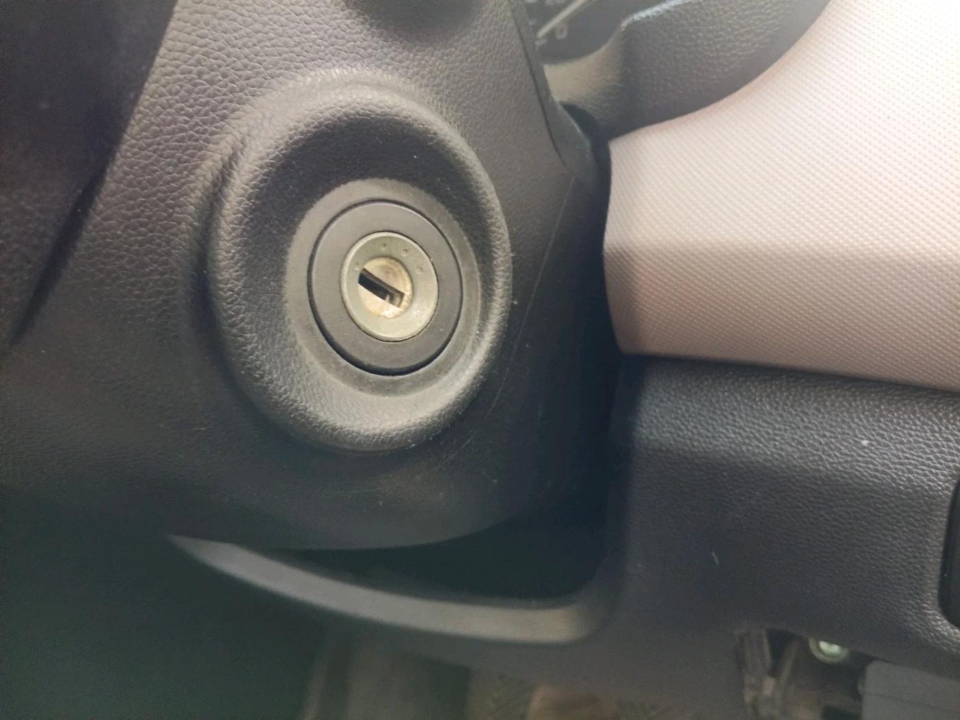 2018 Hyundai Creta E PLUS 1.6 PETROL, Petrol, Manual, 88,189 km, interior