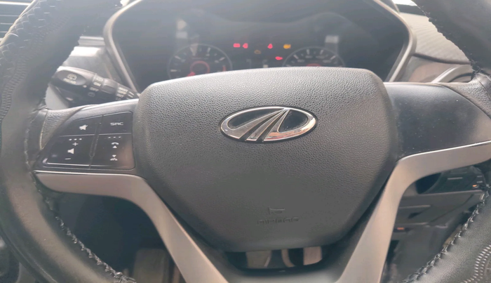 2018 Mahindra KUV 100 NXT K8 P 6 STR, Petrol, Manual, 94,644 km, interior