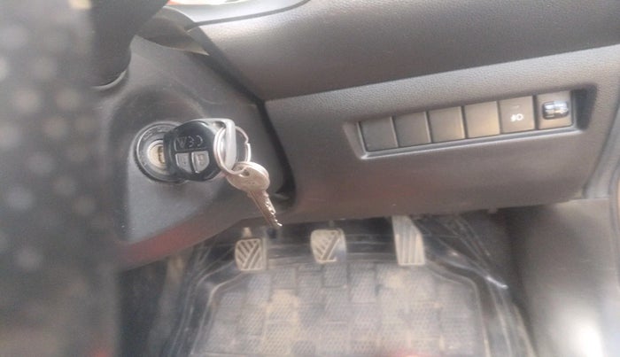 2019 Maruti Swift VXI, Petrol, Manual, 1,57,114 km, interior