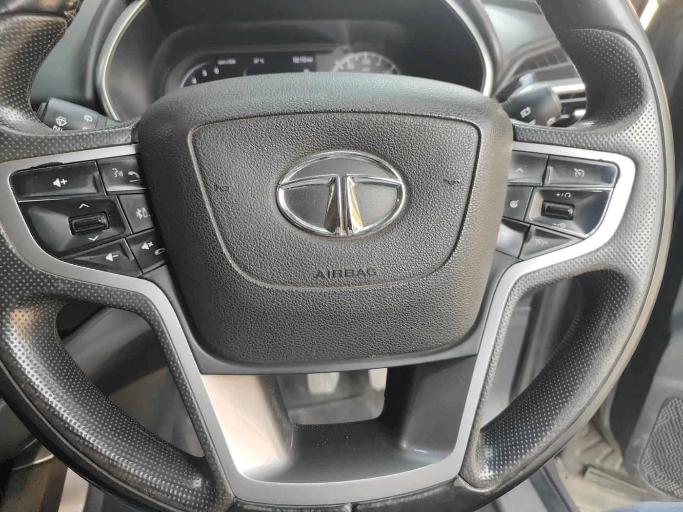 2019 Tata Harrier XZ 2.0L, Diesel, Manual, 71,109 km, interior