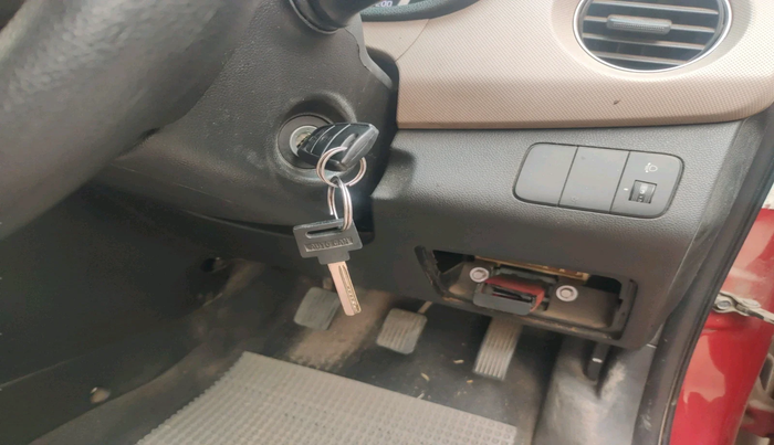 2017 Hyundai Grand i10 SPORTZ 1.1 CRDI, Diesel, Manual, 1,04,073 km, interior