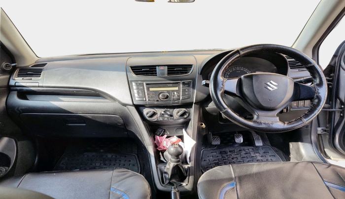 2013 Maruti Swift LXI, Petrol, Manual, 1,29,022 km, interior