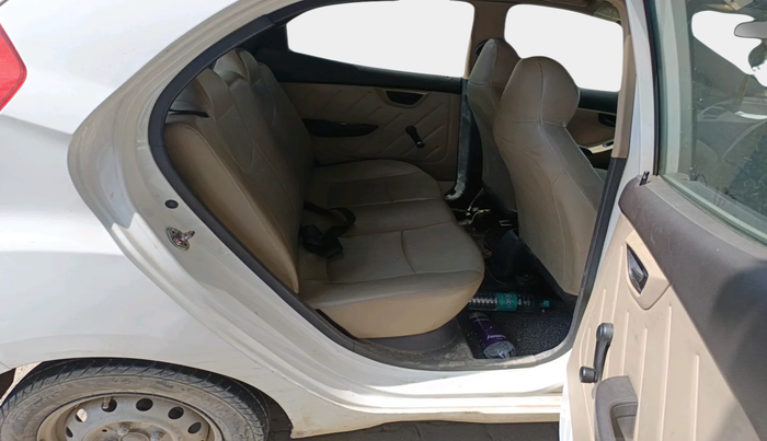 2017 Hyundai Eon ERA +, Petrol, Manual, 1,11,547 km, interior