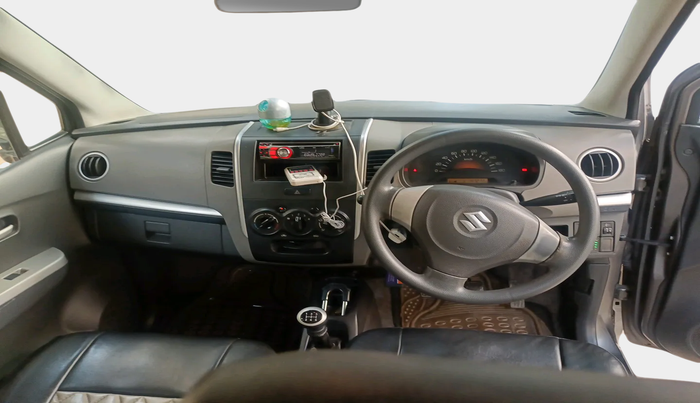 2011 Maruti Wagon R 1.0 LXI CNG, Petrol, Manual, 1,47,273 km, interior