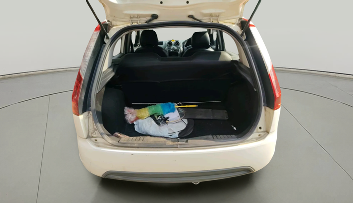 2012 Ford Figo LXI 1.2 PETROL, Petrol, Manual, 85,963 km, exterior