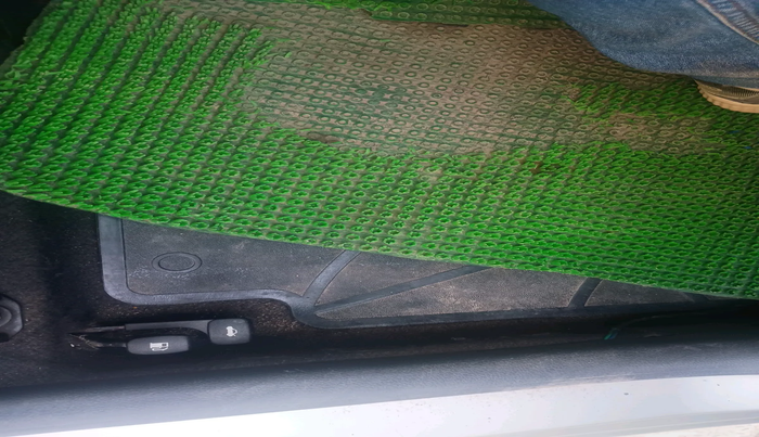 2018 Hyundai Eon ERA +, Petrol, Manual, 72,105 km, interior