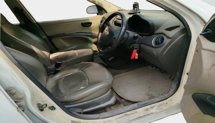 2011 Hyundai i10 ERA 1.1, Petrol, Manual, 85,132 km, interior