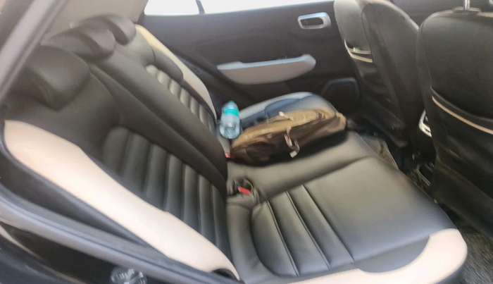 2024 Hyundai VENUE SX 1.2 PETROL, Petrol, Manual, 14,034 km, interior