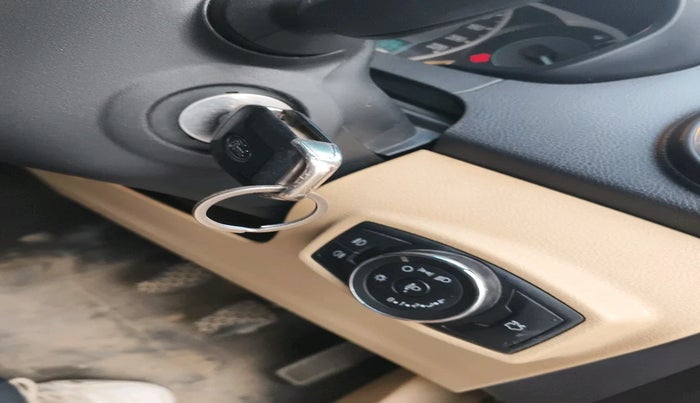 2017 Ford Figo Aspire TITANIUM 1.2 PETROL, Petrol, Manual, 78,322 km, interior