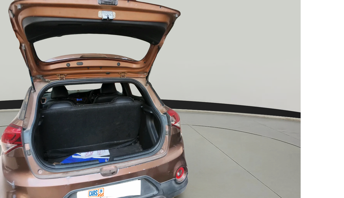 2015 Hyundai i20 Active 1.2 BASE, Petrol, Manual, 2,00,492 km, exterior