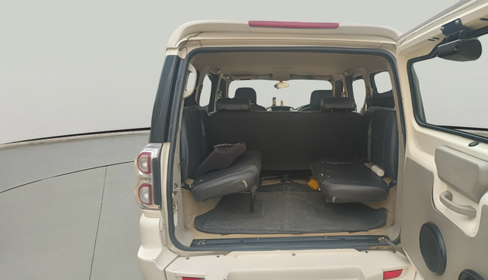 2017 Mahindra Scorpio S4 PLUS 1.99 INTELLI-HYBRID, Diesel, Manual, 1,80,182 km, exterior