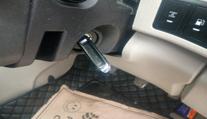 2017 Mahindra Scorpio S4 PLUS 1.99 INTELLI-HYBRID, Diesel, Manual, 1,80,182 km, interior