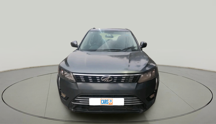 2021 Mahindra XUV300 W6 1.2 PETROL, Petrol, Manual, 1,09,729 km, exterior