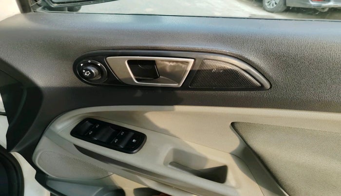 2014 Ford Ecosport TITANIUM 1.5L PETROL, Petrol, Manual, 1,32,948 km, interior
