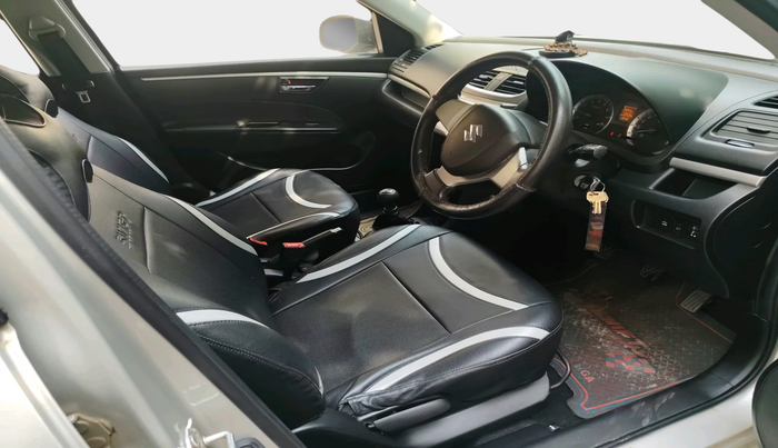 2014 Maruti Swift VXI, Petrol, Manual, 49,509 km, interior