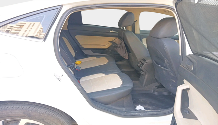 2023 Volkswagen VIRTUS TOPLINE TSI 1.0 AT, Petrol, Automatic, 45,489 km, interior