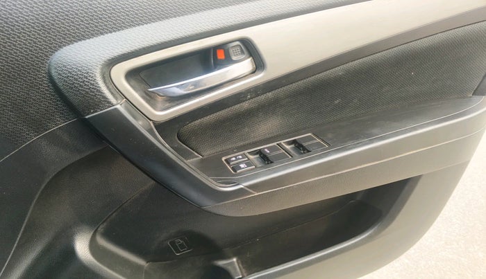 2018 Maruti Vitara Brezza ZDI, Diesel, Manual, 1,25,858 km, interior