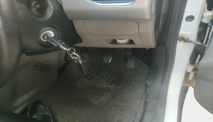 2019 Tata NEXON XT DIESEL, Diesel, Manual, 75,240 km, interior