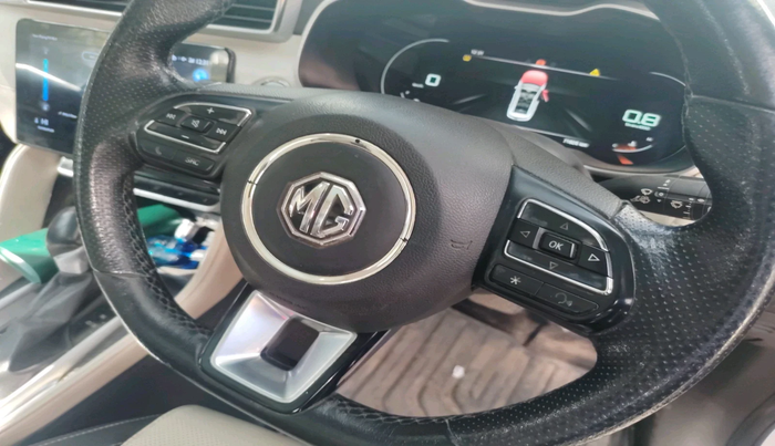 2022 MG ASTOR SHARP 1.5 CVT, Petrol, Automatic, 71,826 km, interior