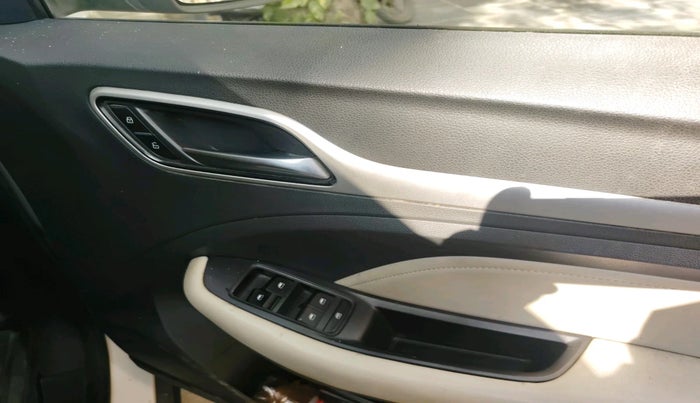 2022 MG ASTOR SHARP 1.5 CVT, Petrol, Automatic, 71,826 km, interior