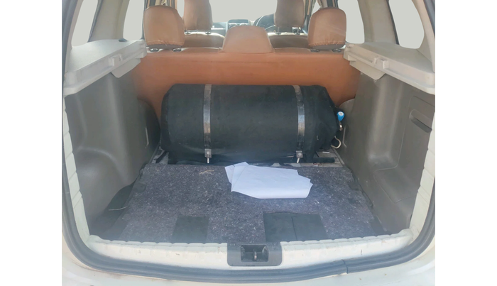 2017 Renault Duster RXL PETROL, Petrol, Manual, 1,70,101 km, exterior