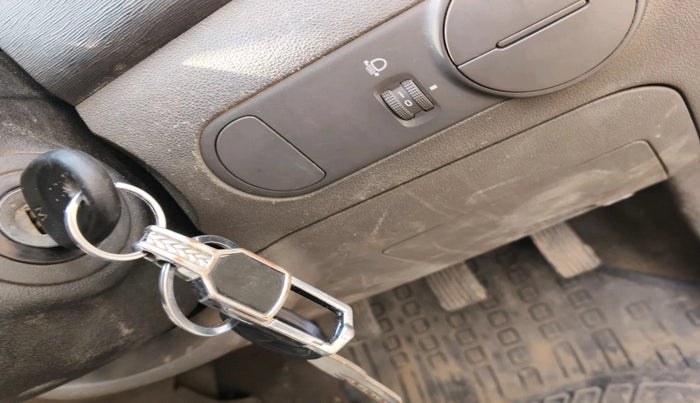 2013 Hyundai i10 MAGNA 1.1, Petrol, Manual, 42,848 km, interior