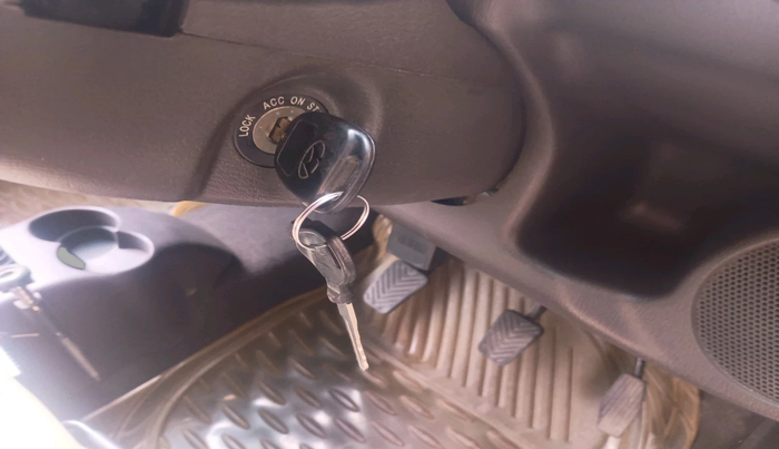 2013 Hyundai Santro Xing GLS, Petrol, Manual, 1,02,249 km, interior